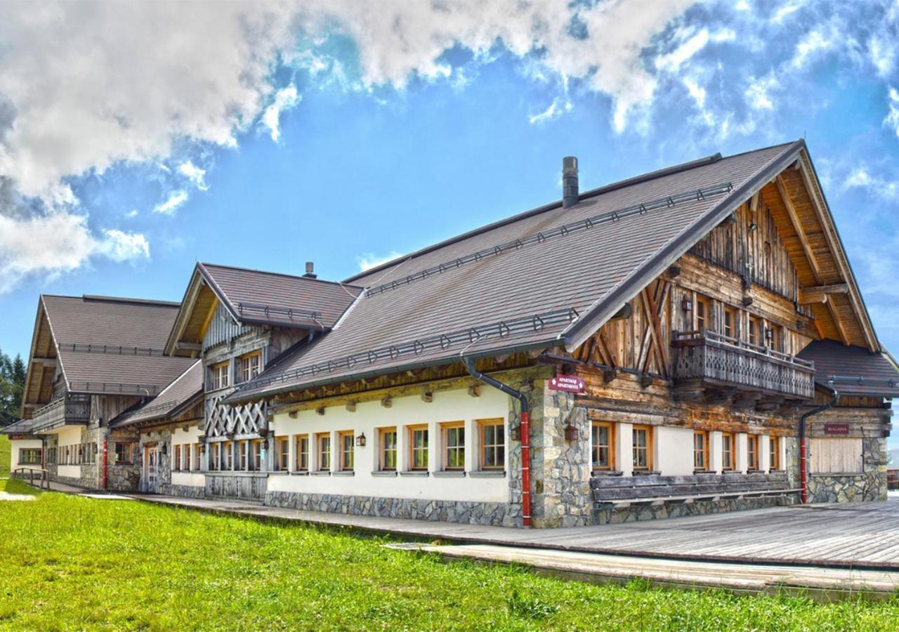 Alpska Perla Apartments Cerkno Eksteriør bilde